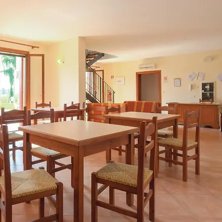 Apt,5 * Papozze